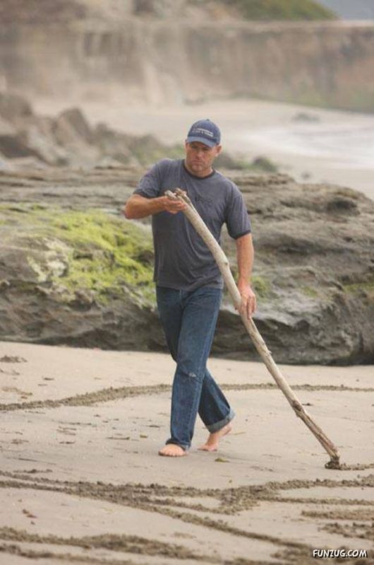 Awesome Art On The Beach