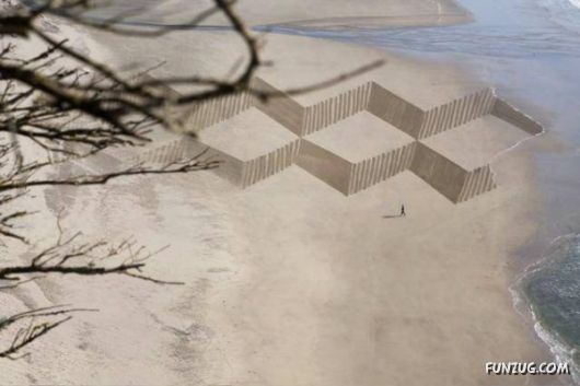 Awesome Art On The Beach