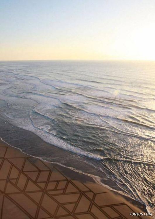 Awesome Art On The Beach