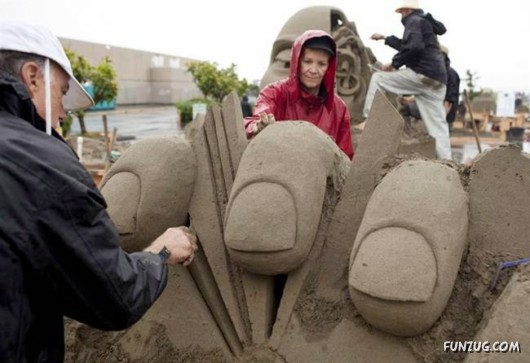 Mind Blowing Sand Sculpture Contest