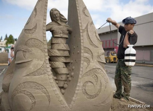 Mind Blowing Sand Sculpture Contest
