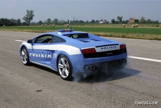 Lamborghini Police Car? Not A Good Idea !