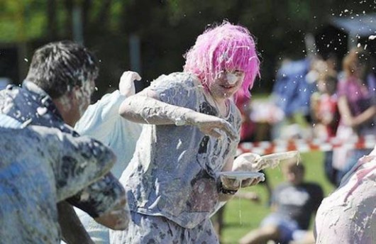 Crazy Battle of Cakes