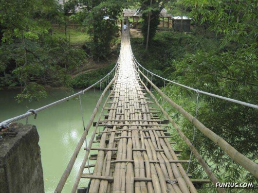 Worlds Most Dangerous Rope Bridges