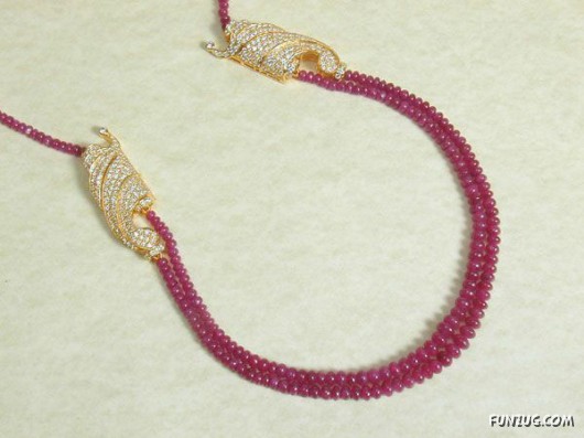 Awesome Diamond Necklaces for Women