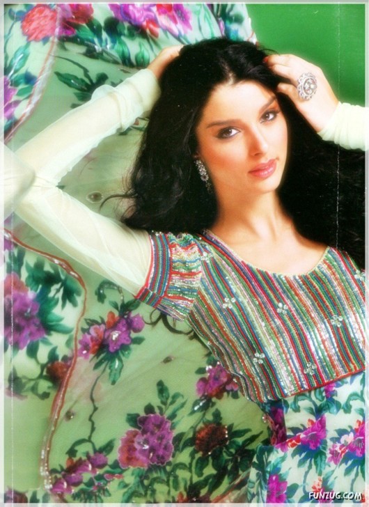 Gul Ahmed Summer Collection