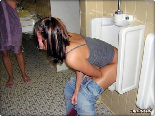Fun in Mens Toilets