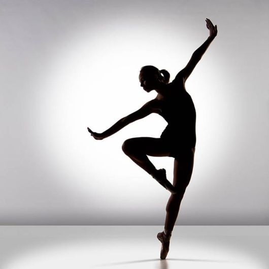 Amazing Dance Shadow Studio