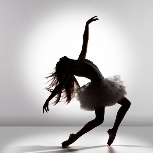 Amazing Dance Shadow Studio