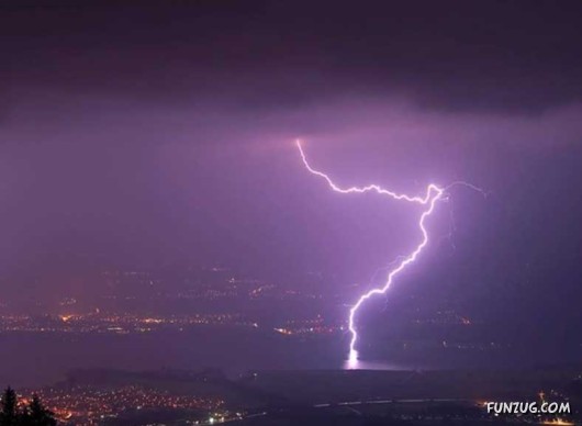 Stuck By Thunder Lightening