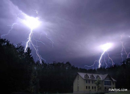 Stuck By Thunder Lightening