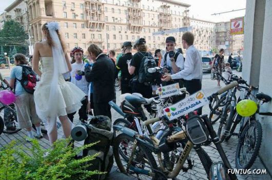 Amazing Hornet Electric Bike