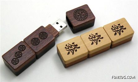 USB Drives Made With Wood