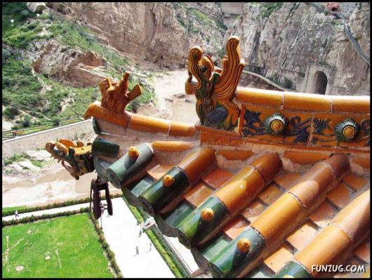 Incredible Hanging Temple in Datong, China