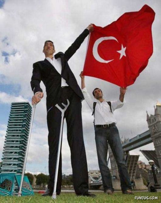 World's Tallest Man Sultan Kosen