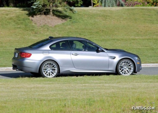 Click to Enlarge - BMW M3 Frozen Gray 2011 Wallpapers