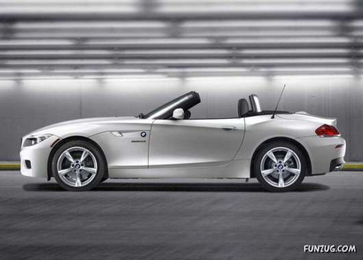 Click to Enlarge -  BMW Z4 2011 Wallpapers