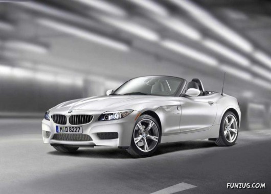 Click to Enlarge -  BMW Z4 2011 Wallpapers