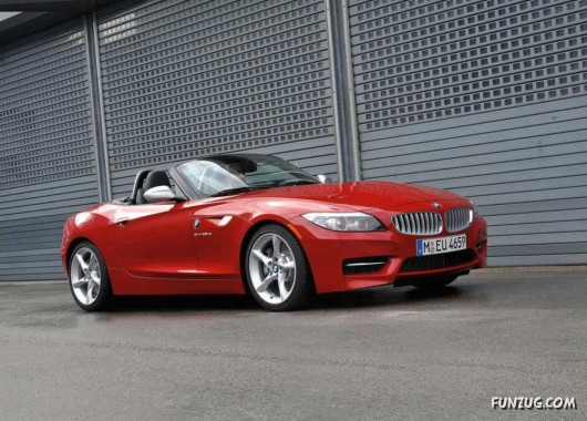 Click to Enlarge -  BMW Z4 2011 Wallpapers