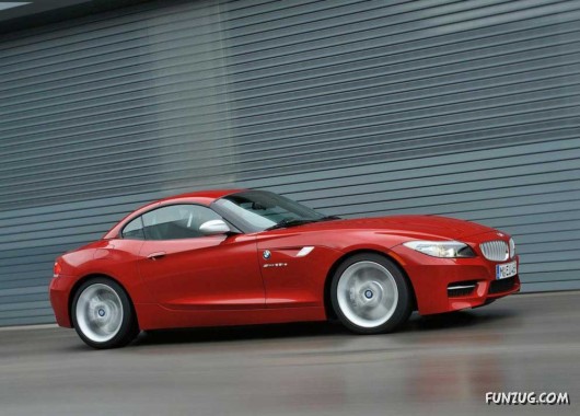 Click to Enlarge -  BMW Z4 2011 Wallpapers