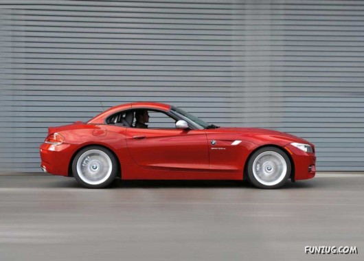 Click to Enlarge -  BMW Z4 2011 Wallpapers
