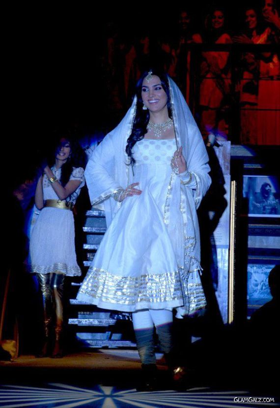 Pretty Lara Dutta in Multiple Shades