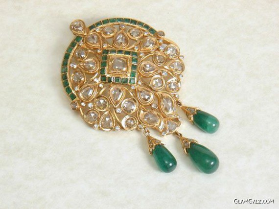 Awesome Diamond Necklaces for Women