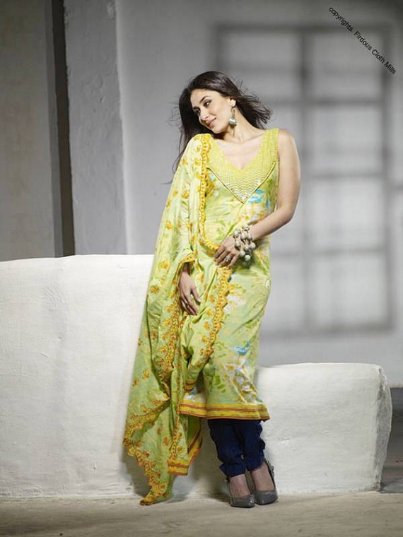 Kareena Kapoor for Pakistan Fashion