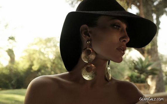 Western Galz in Fashion