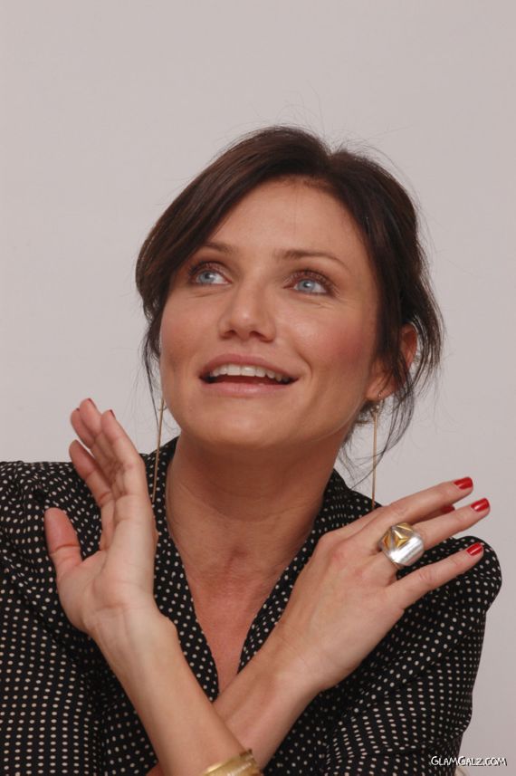 Cameron Diaz Close Up Photoshoot