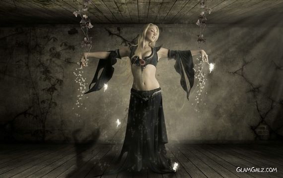 Amazing Fantasy Galz in Art