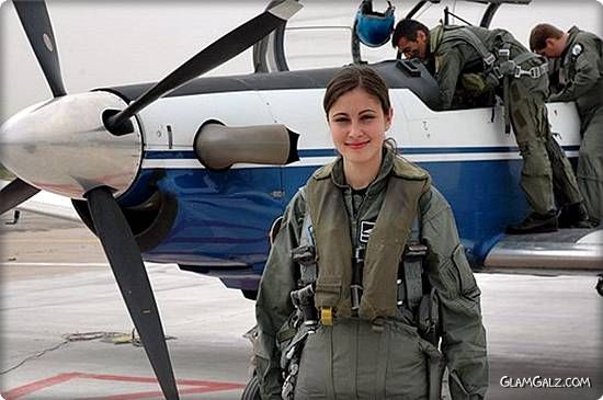 Beautiful Military Women Around the World