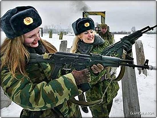 Beautiful Military Women Around the World