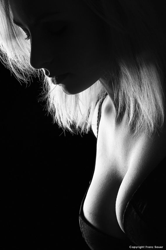 Awesome Women Photography by Franz Sauer