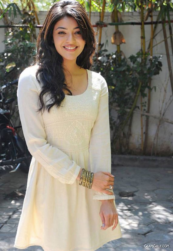 Spicy Indian Actress Kajal Agarwal