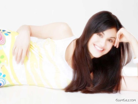 Click to Enlarge - Pretty Blue Eyed Adah Sharma Walls