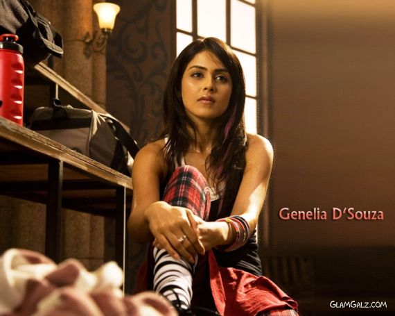 Click to Enlarge - Creative & Artistic Wallpapers