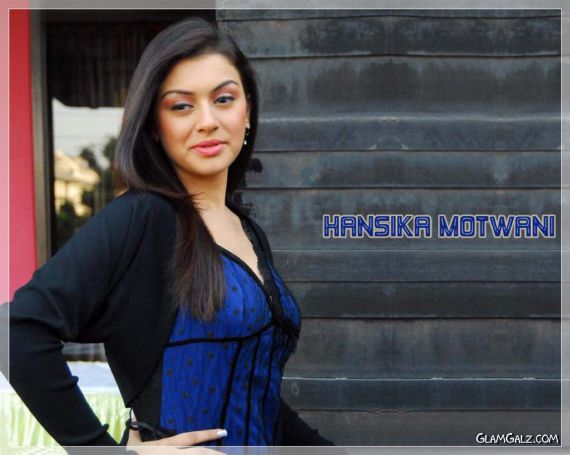 Click to Enlarge - Pretty Hansika Motwani Wallpapers