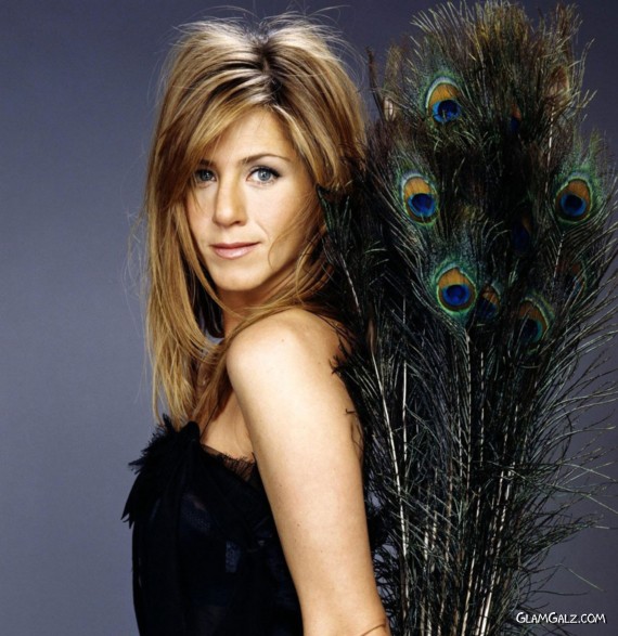 Click to Enlarge - Jennifer Aniston Stylish Wallpapers