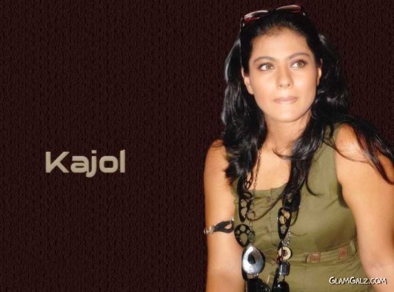 Click to Enlarge - Evergreen Bollywood Beauty Kajol Wallpapers