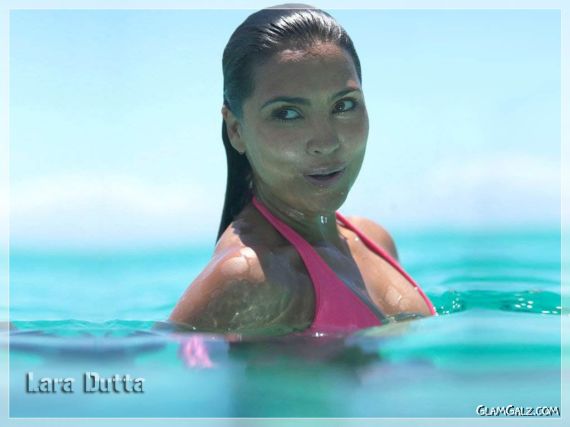 Click to Enlarge - Beautiful Lara Dutta Wallpapers