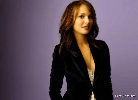 Click to Enlarge - Gorgeous Natalie Portman Walls