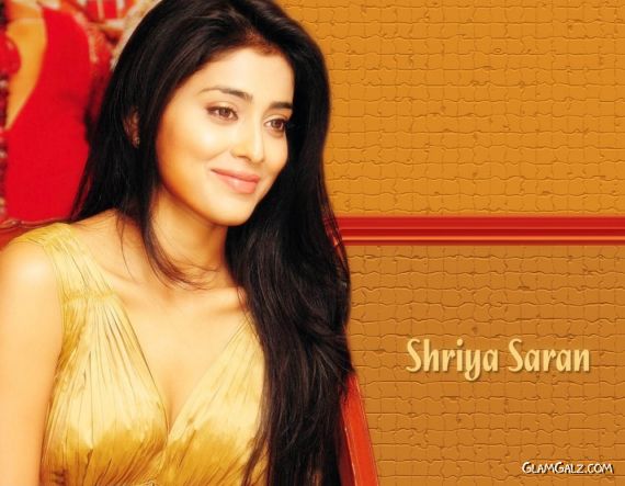 Click to Enlarge - Most Beautiful Wallpapers of Shriya Saran
