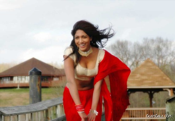 Click to Enlarge - Refreshing Sindhura Gadde Wallpapers