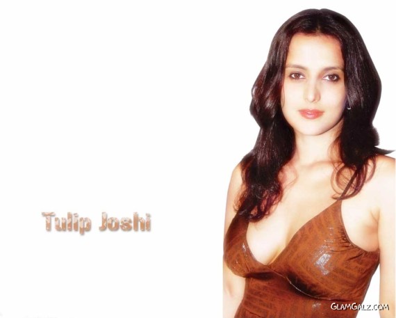 Click to Enlarge - Beautiful Tulip Joshi Wallpapers