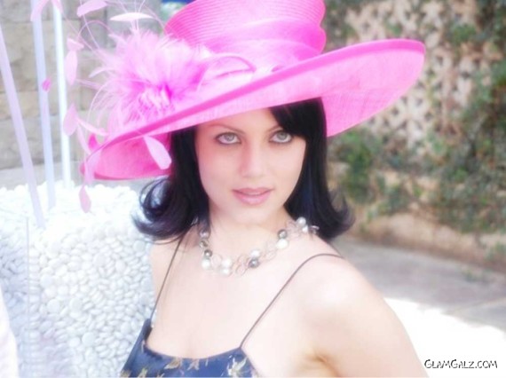 Click to Enlarge - Pretty Yana Gupta Wallpapers