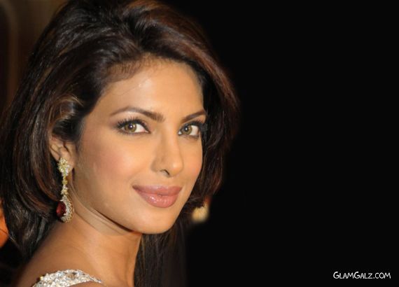 Click to Enlarge - Gorgeous Priyanka Chopra Wallpapers