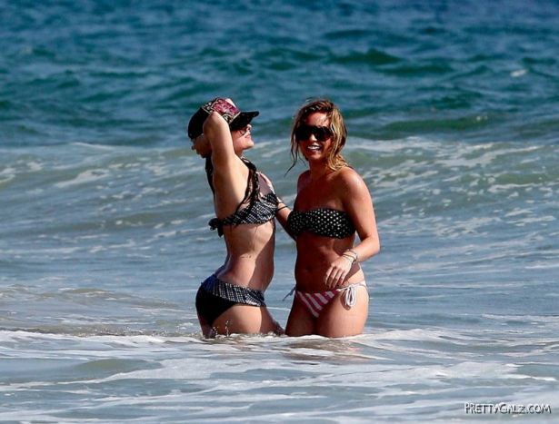 Avril Lavigne in Full Bikini Fun