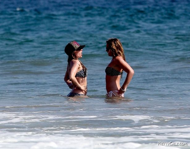 Avril Lavigne in Full Bikini Fun