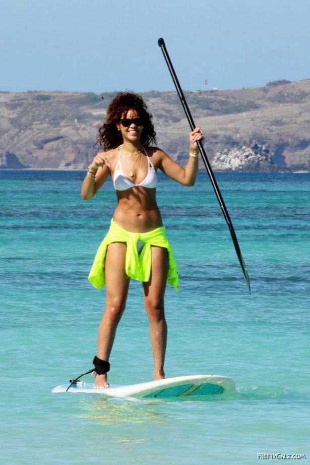 Rihanna Bikini Candids in Hawaii